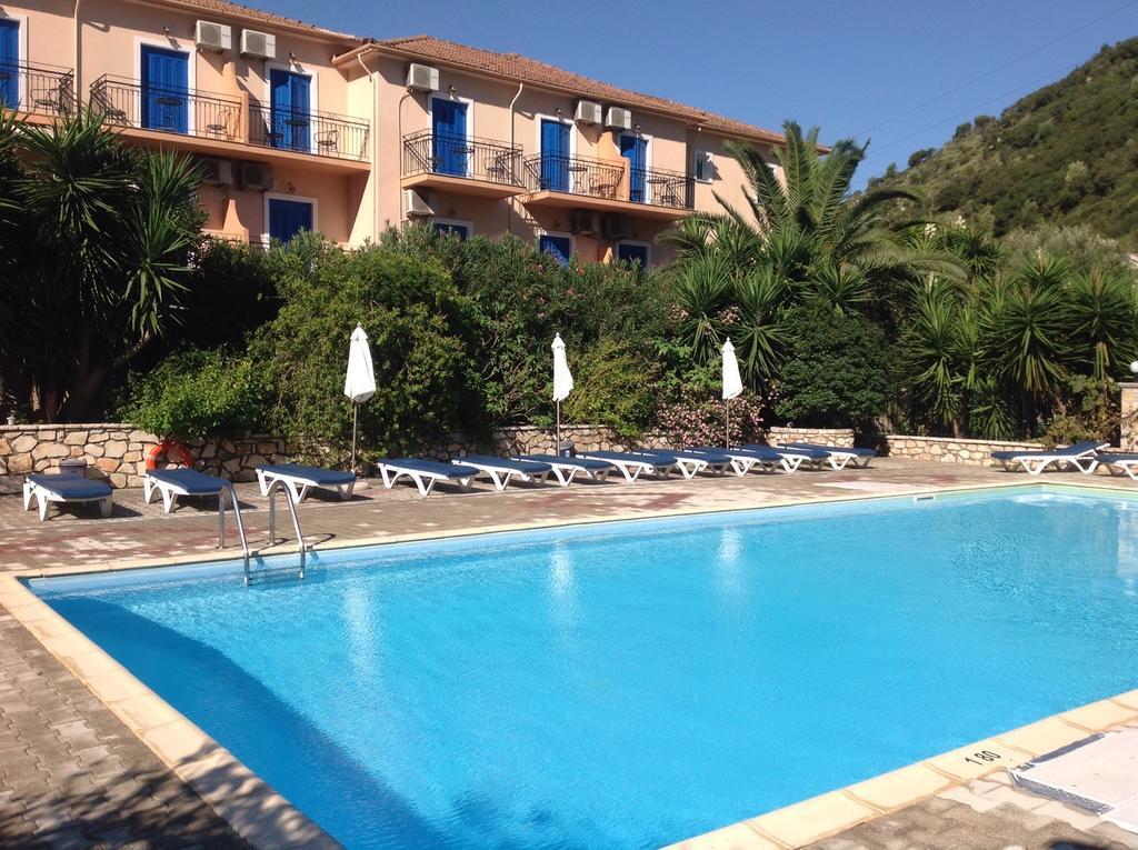 Hotel Nostos Frikes Exterior foto